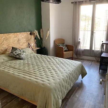 La Corde A Linge Village Avec Terrasses *