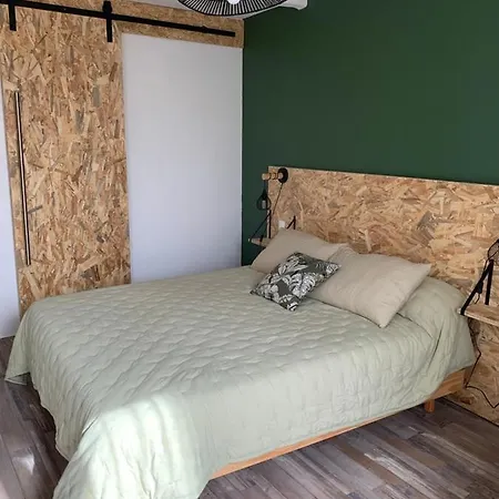 La Corde A Linge Village Avec Terrasses Apartmán *