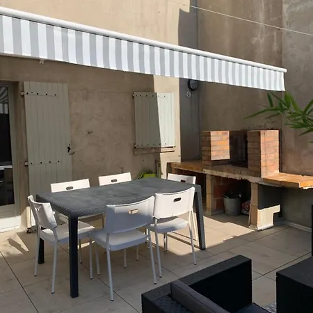La Corde A Linge Village Avec Terrasses * Gruissan