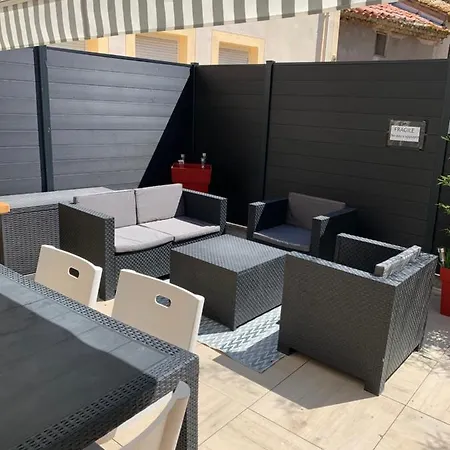 La Corde A Linge Village Avec Terrasses * Gruissan