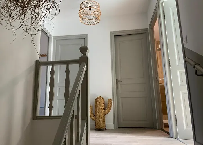 La Corde A Linge Village Avec Terrasses *